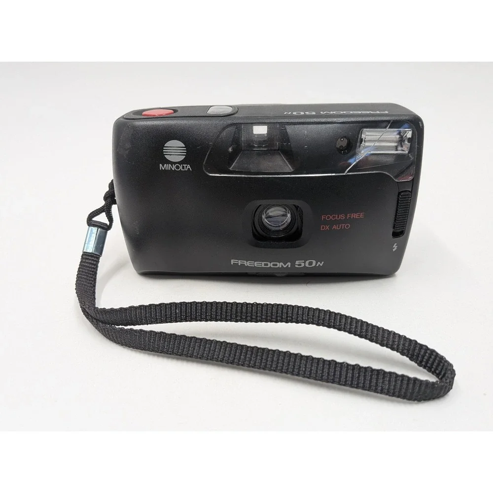 Minolta Freedom 50N Focus Free DX Auto 35mm Film Camera with Strap